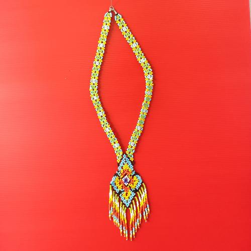 พช.หัวไทร ประชาสัมพันธ์ผลิตภัณฑ์ OTOP งานฝีมือร้อยลูกปัดโนราห์